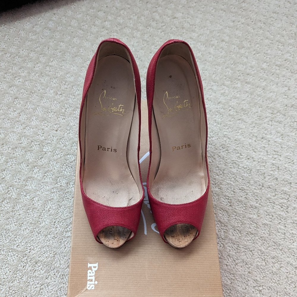 Louboutin Red Canvas/Cork Very Prive Peep Toe Heels